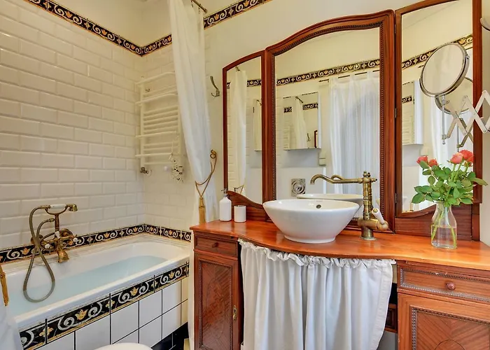 Grand - Monte Cassino Blanco Appartamento *